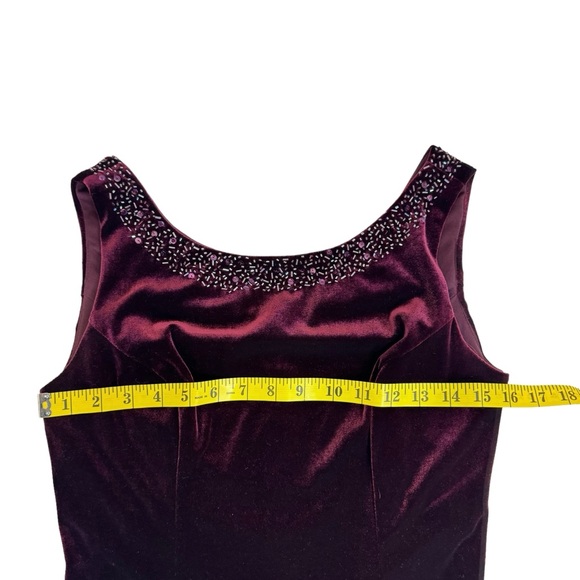 Burgundy Beaded Velvet Maxi Dress Size 6P Whimsigoth Vampire Fairy Renaissance - Picture 7 of 11